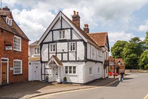 Church Street Princes Risborough overlooking The Malthouse - click for photo gallery